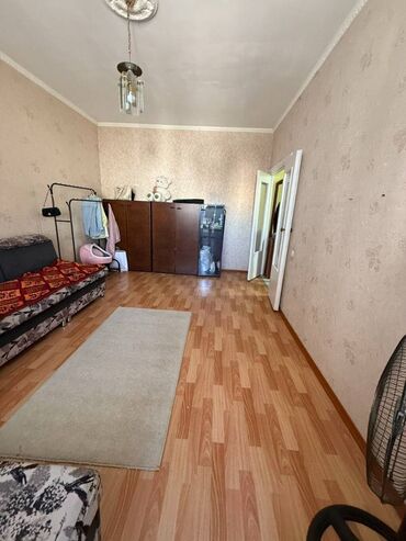 долгосрочная квартира в джалалабаде: 1 бөлмө, 35 кв. м, 105-серия, 6 кабат, Косметикалык ремонт