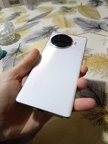 Tecno: Tecno Phantom X2, rəng - Ağ — 4