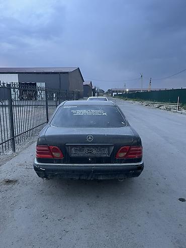степ эреф 1: Mercedes-Benz E-Class: 1999 г., 2.3 л, Кол менен иштөөчү, Бензин, Седан — 3