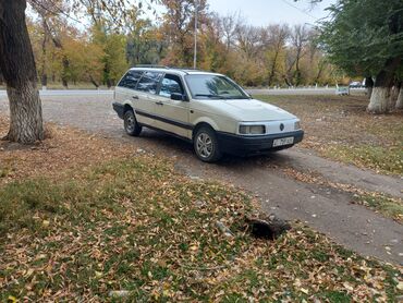 авто ока: Volkswagen Passat: 1991 г., 1.8 л, Механика, Бензин, Универсал