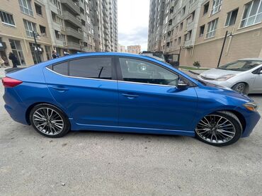 Hyundai: Hyundai Elantra: 1.6 l | 2018 il Sedan — 6