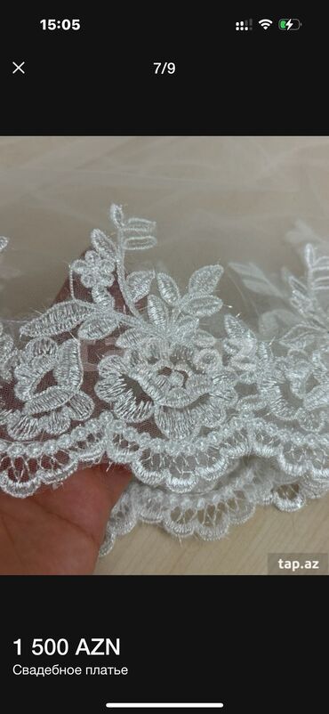 Toy paltarları: Zərif krujeva detalları və uzun ətəyi olan, ağ rəngli gəlinlik — 14