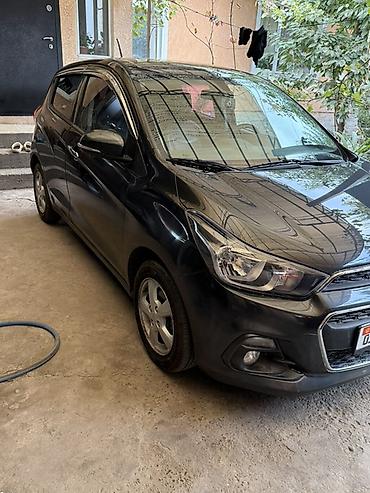 shevrolet lacetti: Chevrolet Spark: 2018 г., 0.1 л, Вариатор, Бензин, Хэтчбэк — 4