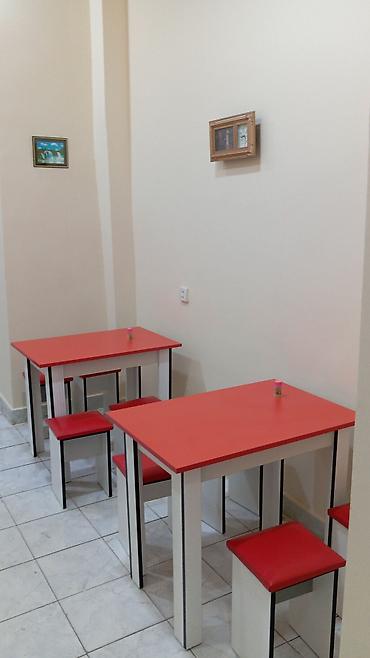 Sifarişlə hazır yeməklər: Tombik Donər – Valeh Usta Menyu: - Donər (sadə) – 2.20 ₼ - Donər — 10