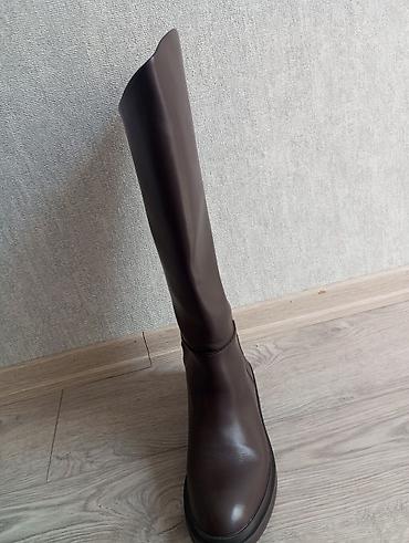 mövsümi çəkmələr: Uzunboğaz, Ölçü: 40, rəng - Qəhvəyi, İşlənmiş — 3