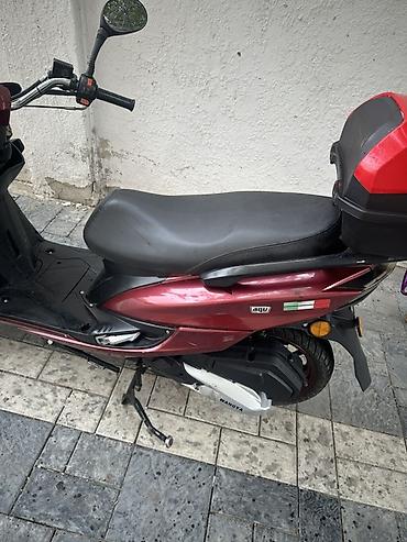 Скутеры: 🏍️ ПРОДАЁТСЯ МАКСИ 150 КУБ 🔥 ✨ Состояние — как на фото ✨ Пластик в — 6