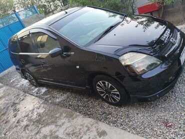 corolla runx: Honda Stream: 2003 г., 1.7 л, Автомат, Бензин, Минивэн