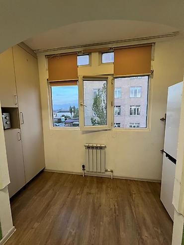 сдаётся квартира учкун: 1 комната, Учкун мкр Агентство недвижимости, Парам без детей, от 3 месяцев, от 1 года, от 1 месяца, С мебелью полностью — 10