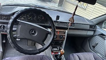 мерседес бенс а: Mercedes-Benz E-Class: 1988 г., 2.3 л, Механика, Бензин, Седан — 8