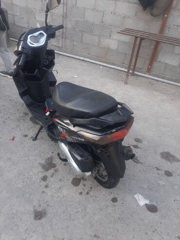 Скутеры: Скутер M8, 150 куб. см, Бензин, Б/у at lalafo.kg Скутеры: Скутер M8, 150 куб. см, Бензин, Б/у