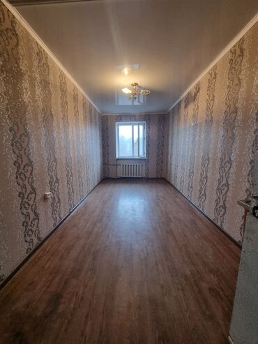 дом 4 комнаты: 1 бөлмө, Менчик ээси, Чогуу жашоосу жок, Жарым -жартылай эмереги бар