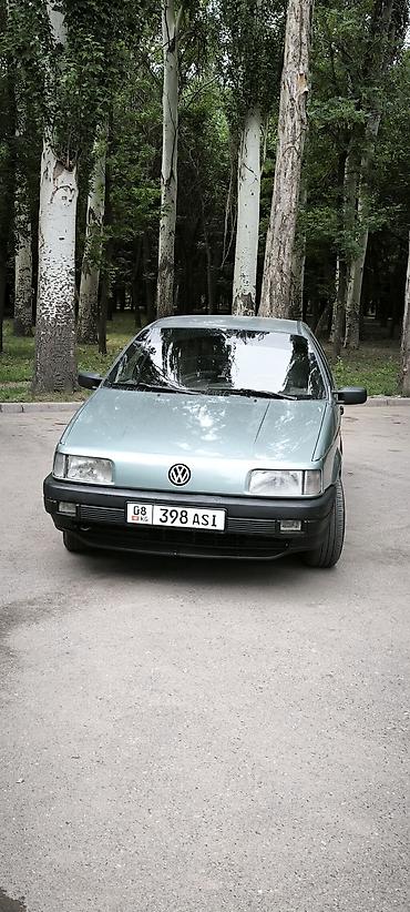 эска 8: Volkswagen Passat: 1988 г., 1.8 л, Механика, Бензин, Седан — 10