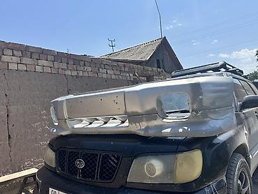 Бампер и комплектующие: Передний бампер для Subaru Forester SF (2002). Пара состоится хорошая — 2