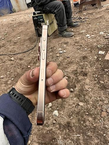 32 гб оперативной памяти: IPhone 16 Pro, Б/у, 256 ГБ, Золотой, Чехол, Кабель, 88 % — 3
