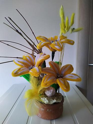 Ostali kućni dekor: Ručni aranžmani od plišanih žičica u saksiji - Dekorativni cvetni — 4