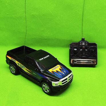 радиоуправляемая игрушка: Пикап игрушка радиоуправляемая🛻 Ребенок получит в подарок машинку на