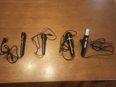 Ostali muzički instrumenti: Četiri mikrofona - 2400din. Pojedinačno 1000din komad na lalafo.rs — 1 Ostali muzički instrumenti: Četiri mikrofona - 2400din. Pojedinačno 1000din komad — 1