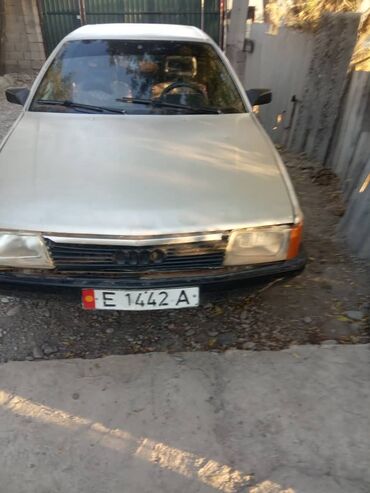 Audi: Audi 100: 1987 г., 1.8 л, Механика, Бензин