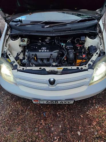 Toyota: Toyota ist: 2003 г., 1.5 л, Автомат, Бензин, Хэтчбэк — 7