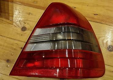 Arxa stopları: Mercedes-Benz — 14