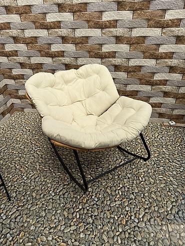 sud ceni: Rattan İkili yelləncək kreslo – yumşaq krem rəngli yastıqla, bag evi — 2
