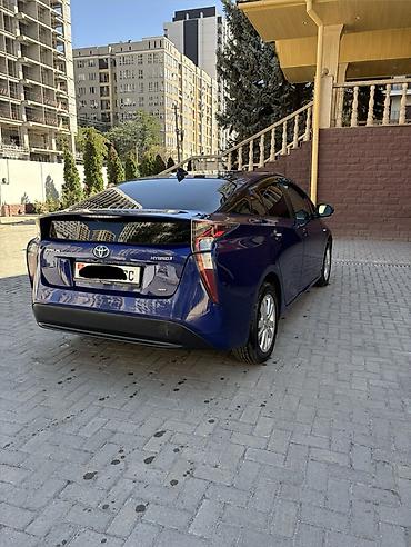 honda odyssey 2019: Toyota Prius: 2018 г., 1.8 л, Вариатор, Гибрид, Лифтбек — 4