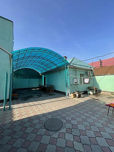 семейний баня: Очень срочно!!! Продается уютный дом, по Манаса на первой линии, с — 3