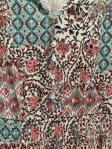 Lüğətlər: Zara don S razmer 
Kiçik kalıpdır S - Xs kimi — 8