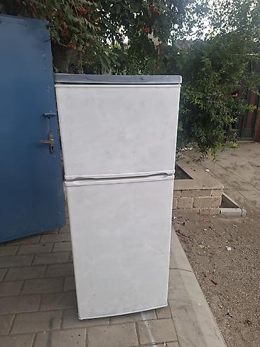 ağ qulaq: İşlənmiş 2 qapılı Dnepr Soyuducu Satılır, rəng - Ağ — 1