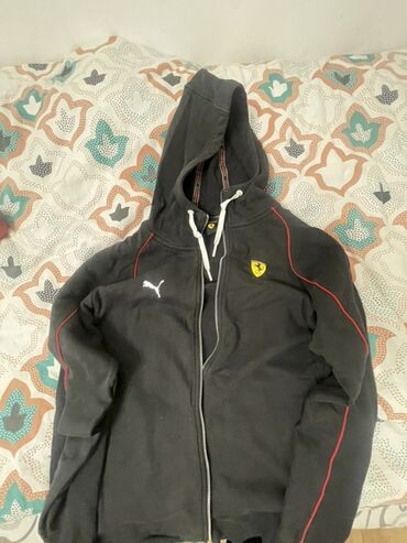 серая толстовка: Мужская толстовка, M, Puma, Б/у, цвет - Черный, Бесплатная доставка, Платная доставка, Самовывоз