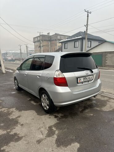 Honda: Honda Fit: 2003 г., 1.3 л, Вариатор, Бензин, Хэтчбэк — 4