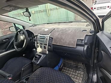 Унаа сатуу: Toyota Corolla Verso: 2005 г., 1.8 л, Кол менен иштөөчү, Газ, Вэн/Минивэн — 4