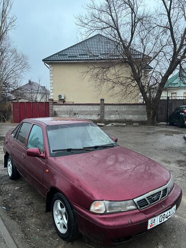 Daewoo: Daewoo Nexia: 1999 г., 1.5 л, Механика, Бензин, Седан