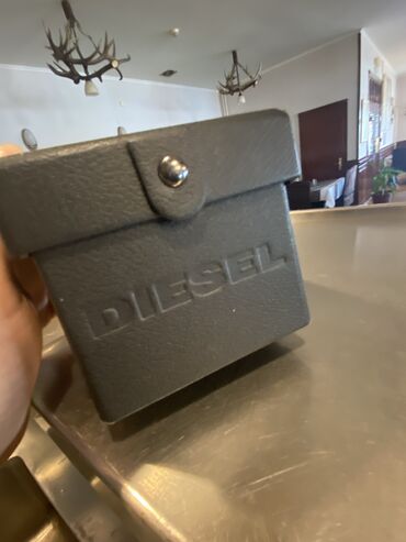 farke diesel tamno plavecrne: Original Diesel sat sat je kao nov nose svega par puta