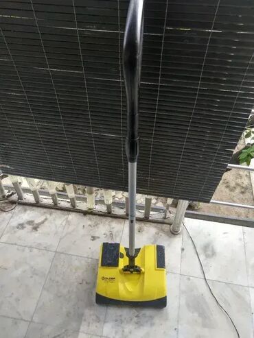 Štapni usisivači: 1. Karcher KB5 Lepo ocuvana ispravna. 2. Karcher EB30/1 . Neispitana — 9