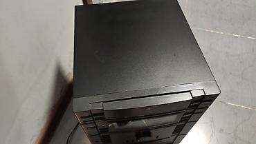 Другая аудиотехника: Только сам центр без колонок, аукс работает, радио работает, сд — 14