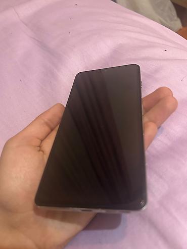 15 pro max qiymet: Telefon işləməsində heç bir problem yoxdu. Təkcə arxasında çat var heç — 1