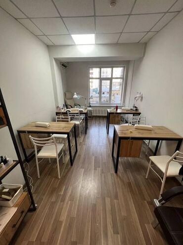 офисы в аренду бишкек: Филармония (Усенбаева) Сдается коммерческое помещение Без мебели