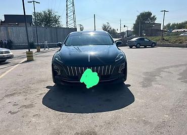 lend cruzer: Седан бизнес-класса, черный металлик, современный дизайн с широкой — 1