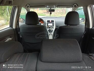 Toyota: Toyota Auris: 1.4 l. | 2010 έ. Sedan — 7
