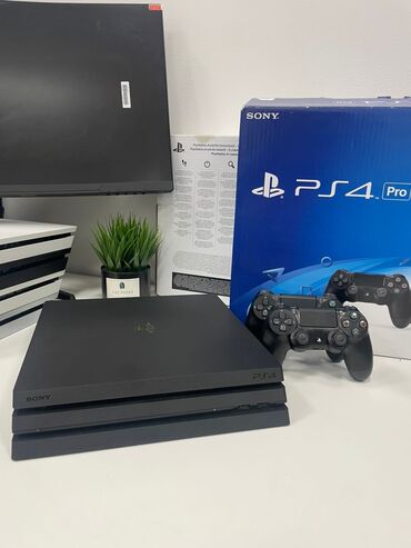 PS4 (Sony PlayStation 4): Sony PlayStation 4 Pro состояние: нового память 2 тб все шнуры для