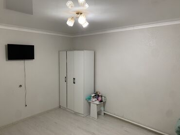 сдаю квартиру долгосрочно кызыл аскер: 1 комната, Собственник, С подселением, С мебелью частично