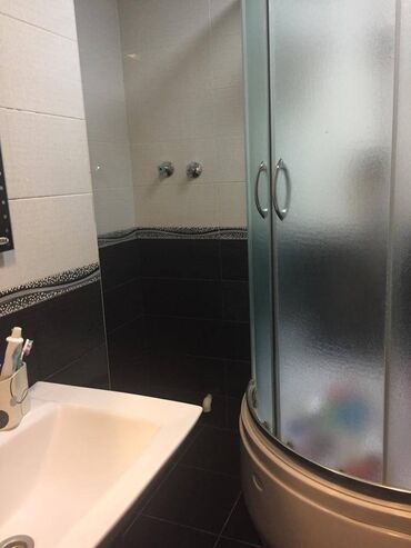 Uzunmüddətli kirayə mənzillər: Nizami rayonu,Qara Qarayev metrosunun yaxinliginda,Ayla şadlıq — 8