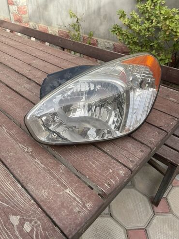 Faralar: Sağ, Yaxın və uzaq vuran işıqlar Hyundai, 2008 il, Orijinal