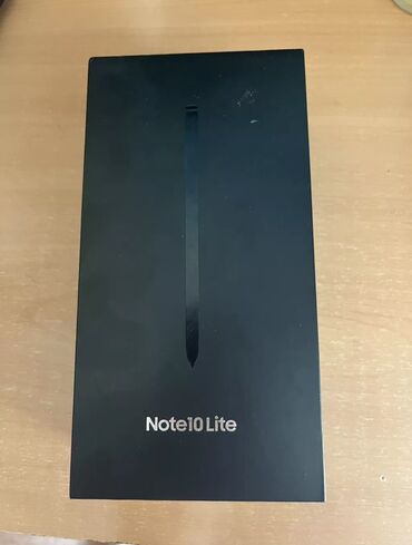 prodajem torbucu: Samsung Note 10 Lite, 128 GB, bоја - Crna, Otisak prsta, Dual SIM, Face ID