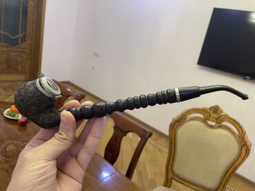 Qəlyan, vayp və aksesuarları: Əl işi tütün qəlyan qədimi.Bir ededi 105 manat -da lalafo.az — 11 Qəlyan, vayp və aksesuarları: Əl işi tütün qəlyan qədimi.Bir ededi 105 manat — 11