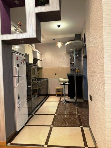 Uzunmüddətli kirayə mənzillər: Xətai Rayonu, Xətai metrosu yaxınlığında. 18 mərtəbəli yeni tikili — 11