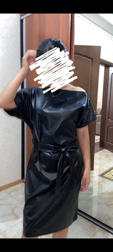 Вечерние платья: Вечернее платье, Русалка, Длинная модель, Без рукавов, Стразы, M — 20