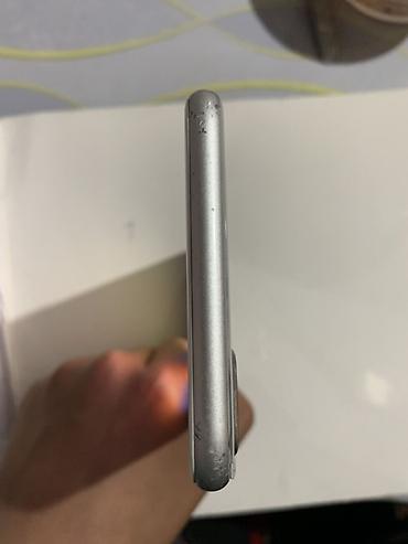 Apple iPhone: IPhone 8 Plus, 64 ГБ, Серебристый — 9