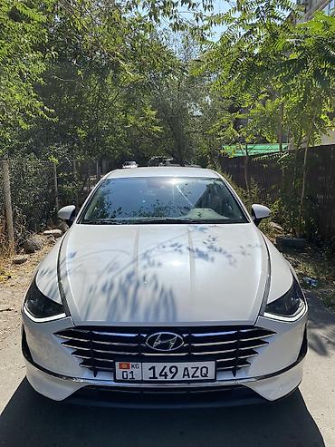 2019: Hyundai Sonata: 2019 г., 2 л, Автомат, Бензин, Седан — 2
